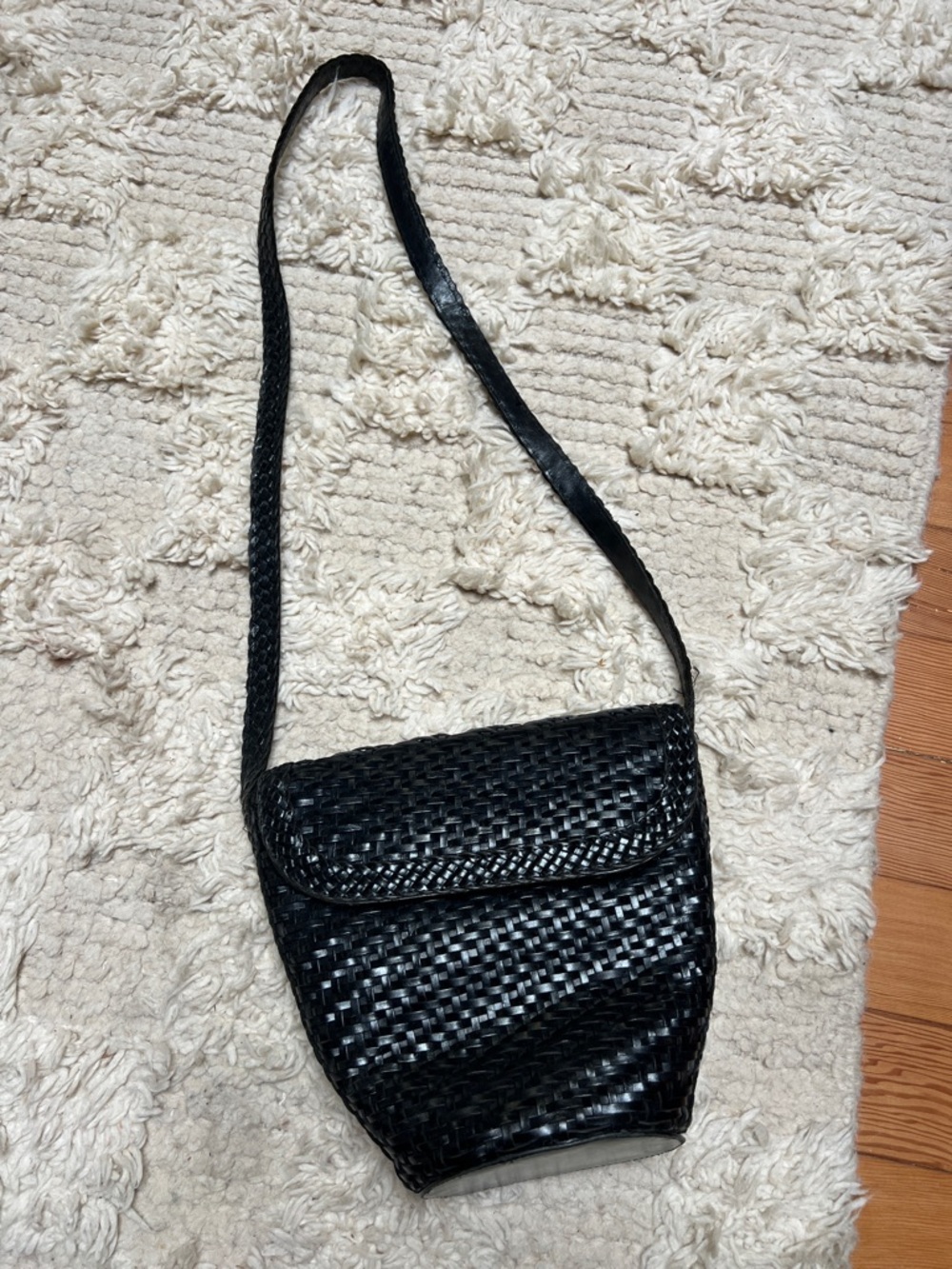 Woven Leather Black Crossbody Bag - Classic Everyday Style